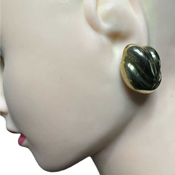 Beautiful vintage looking 3 pairs of earrings - Picture 2 of 8